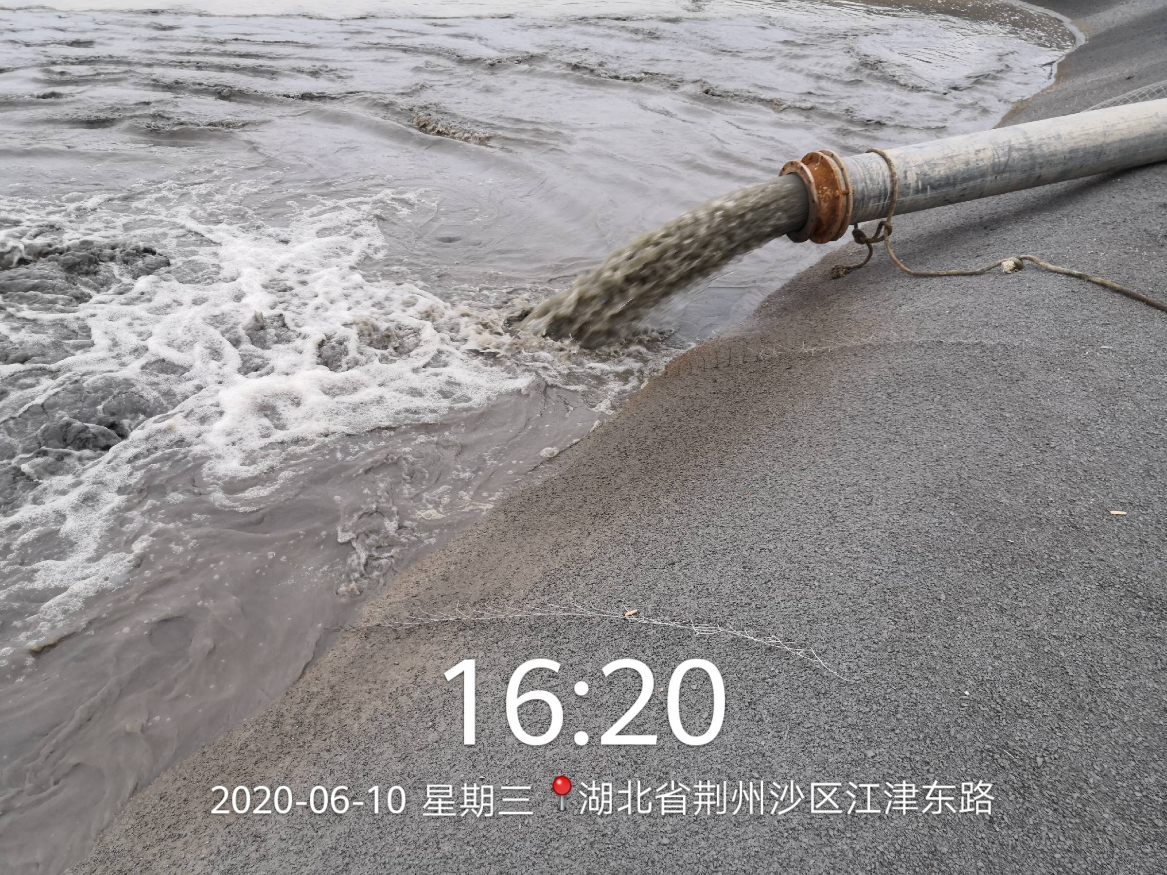 6.10沉淀池抽泥(1).jpg